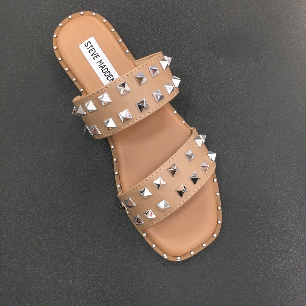 “New “Steve Maddens Nude Studded Double Strap Sandals C